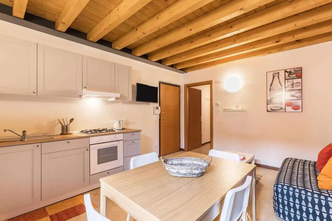 Le Pleiadi Merope Apartment Gardone Riviera